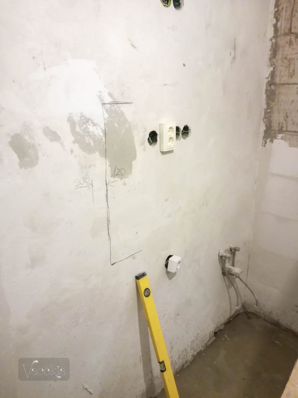 Itt is mindent felrajzoltunk a falra