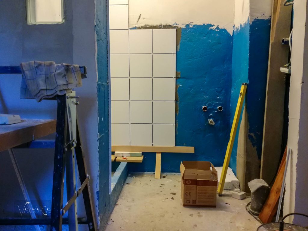 Lassan elérünk a mosdó vízkiállásához