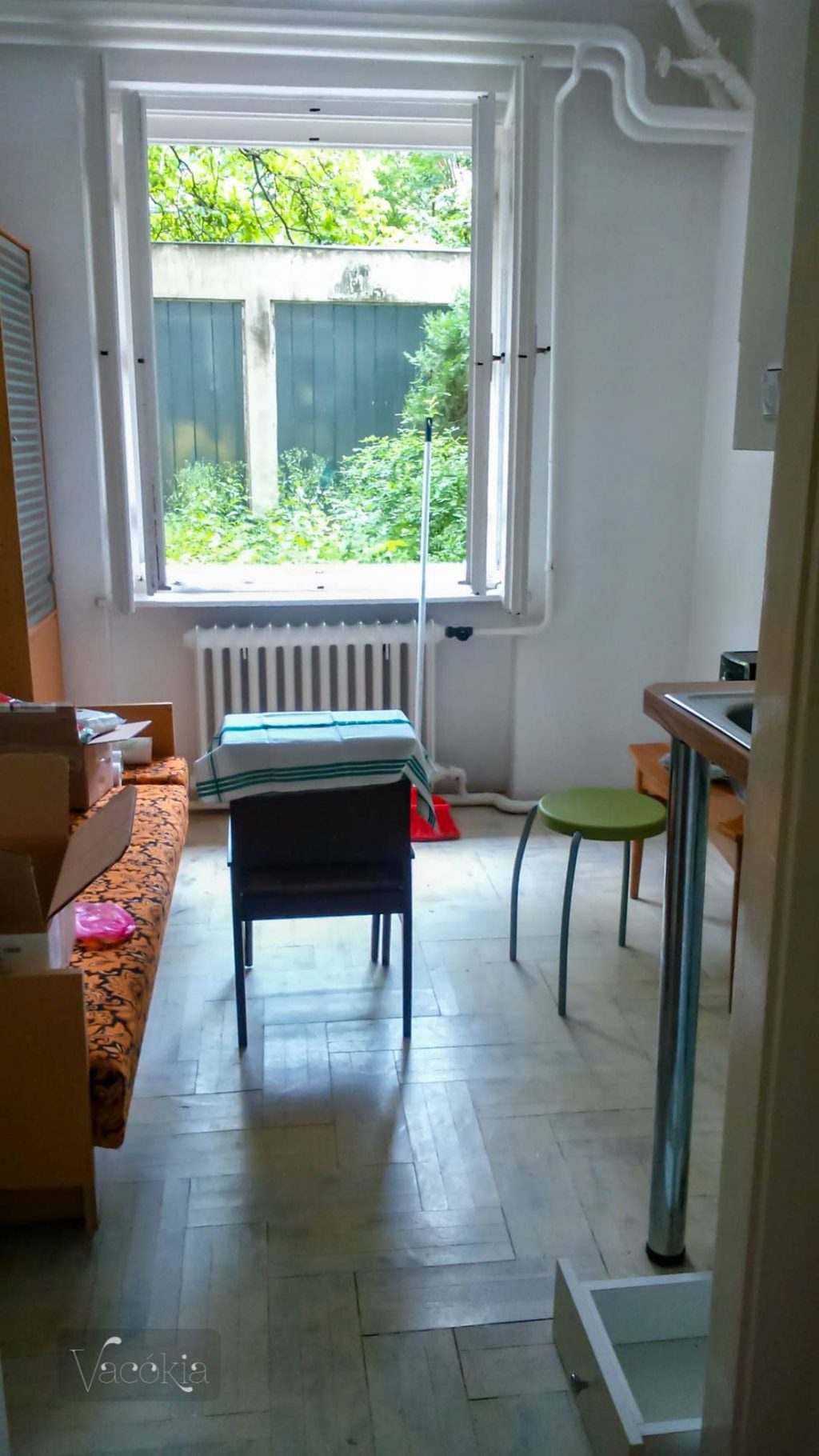 Konyha az előszoba felől